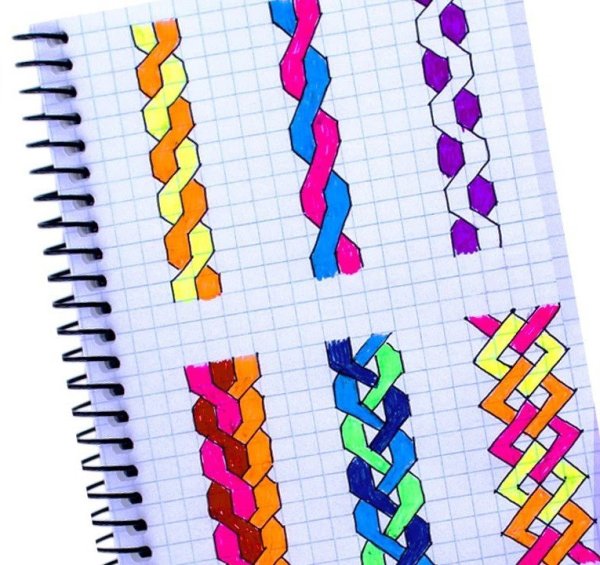 Кокичи по клеточкам в тетради