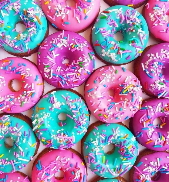 Разноцветные пончики