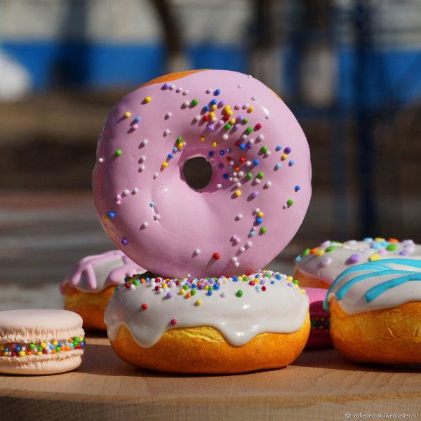 Пончик с глазурью