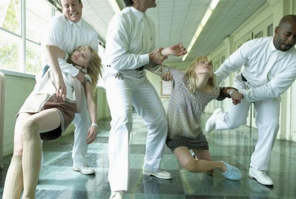 Психбольница Стивен Мейзел