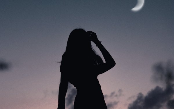 Силуэт девушки