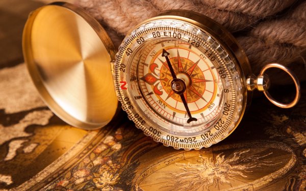 Компас красивый
