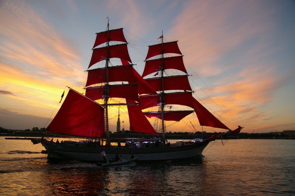 Алые паруса Питер Крузенштерн