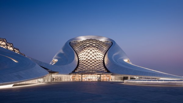 Заха Хадид Харбинский оперный театр