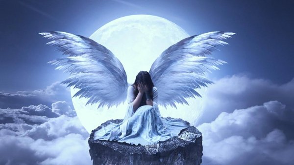 Красивые ангелы с крыльями