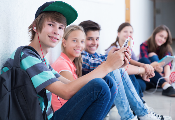 Одежда для подростков