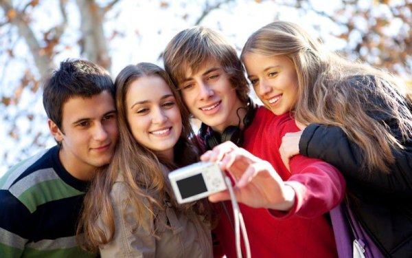 Красивые девушки подростки