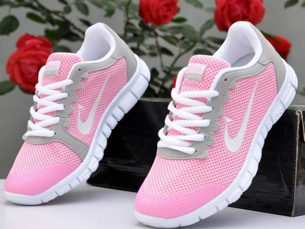 Nike krasofkalar