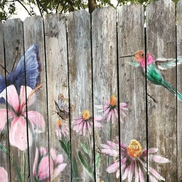 Расписные заборы на даче