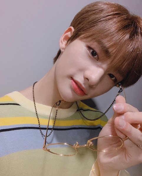 Hyunjin Stray Kids блондин