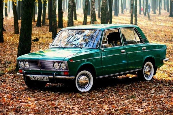 ВАЗ 2103 зеленая