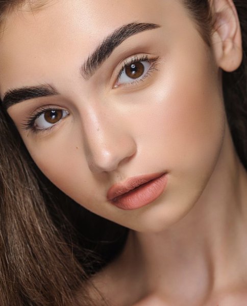 Красивые брови