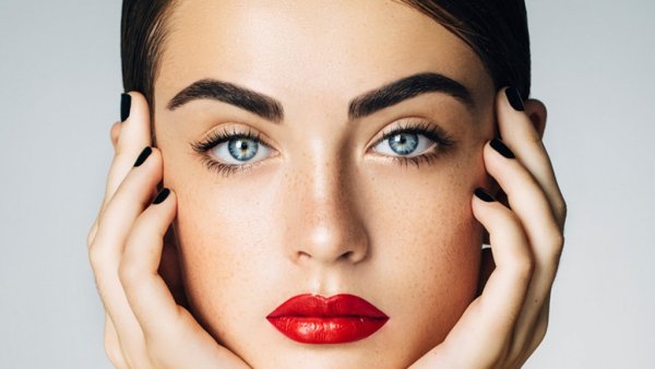 Красивые брови