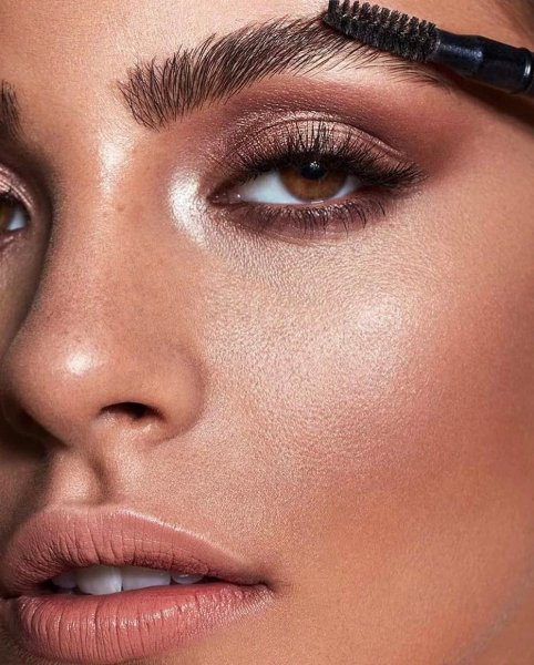 Красивые брови