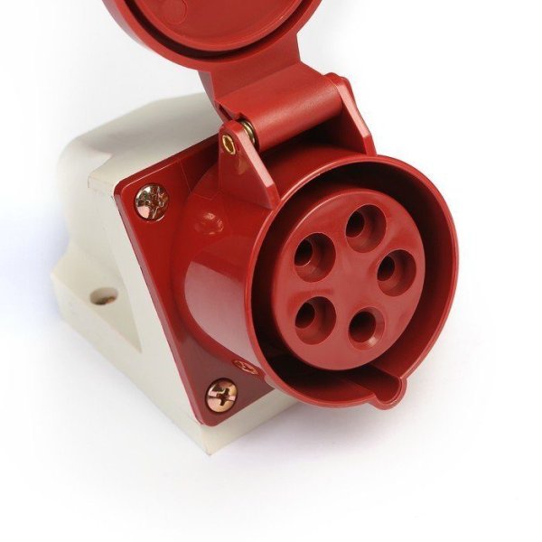 Стационарная розетка 115 TDM 3р+Ре+n 16а 380в ip44 sq0602-0003