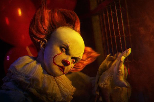 Клоун Пинев айсстрашный клоун