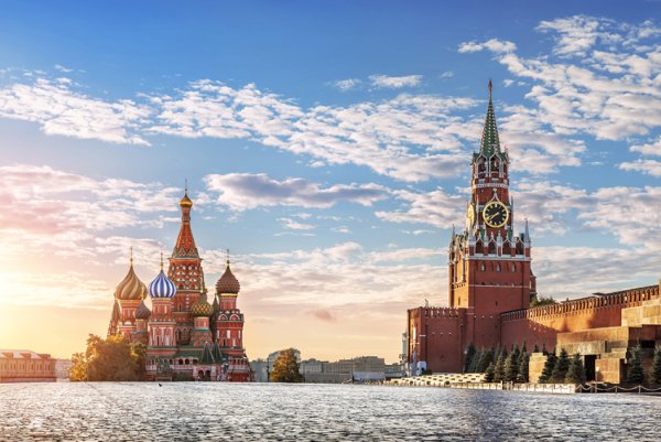 Спасская башня и собор Василия Блаженного