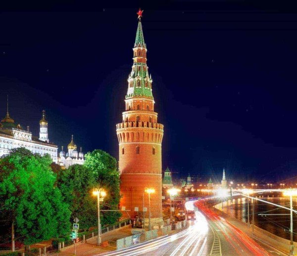 Красивые места в Москве Кремль