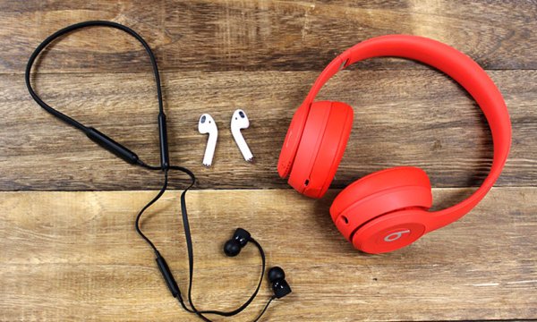 Наушники фон