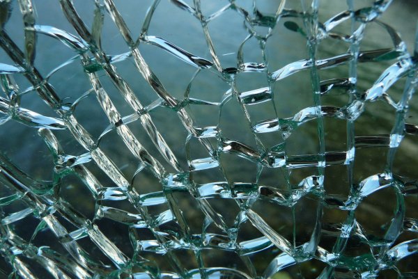 Прозрачное стекло