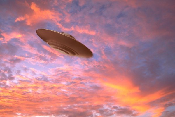 Инопланетная тарелка