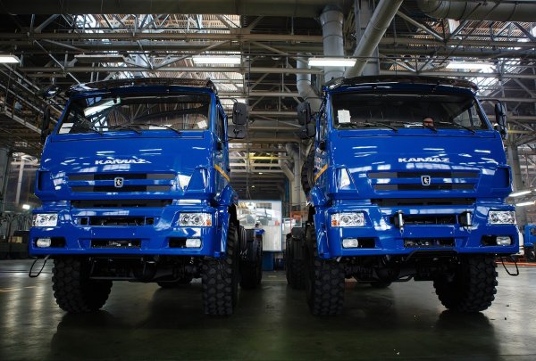 КАМАЗ 3351