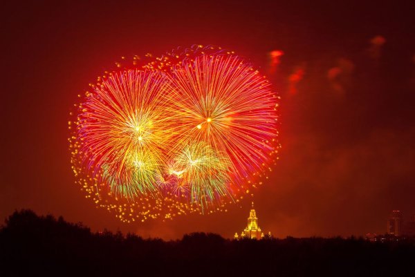 Салют "новогодний"