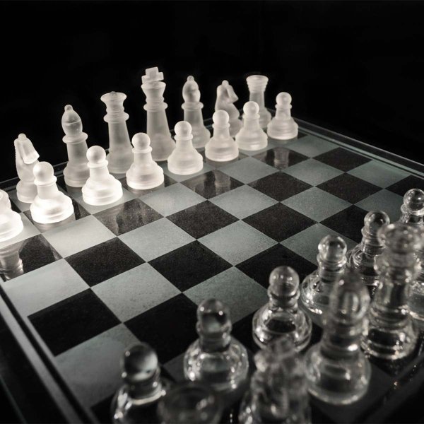Стеклянные шахматы Glass Chess