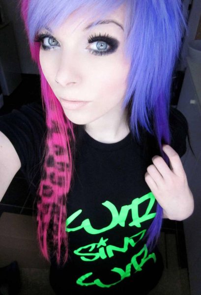 Leda Muir фиолетовые
