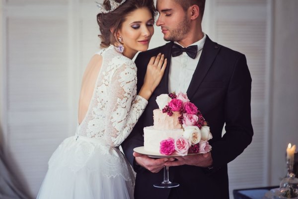 Шикарные жених и невеста