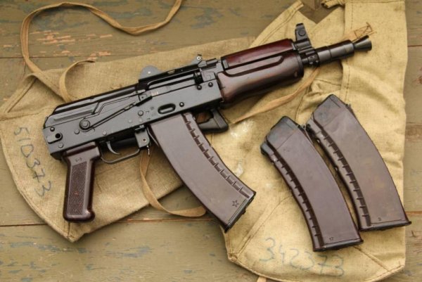 АКМ 762