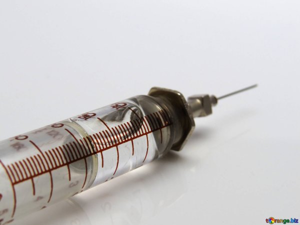 Шприц с препаратом