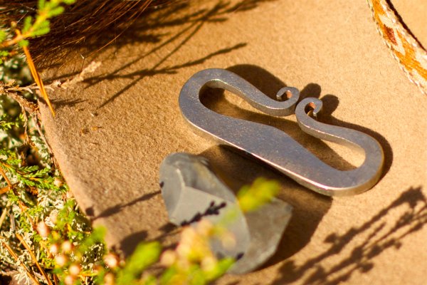 Кованое кресало огниво