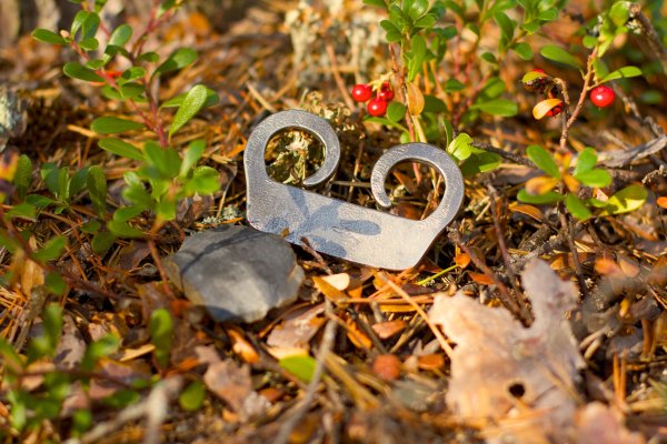 Кованое кресало огниво