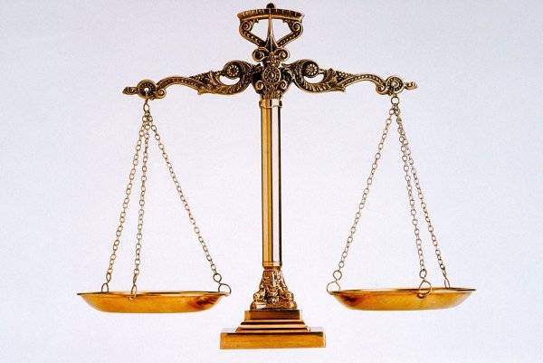Весы правосудия