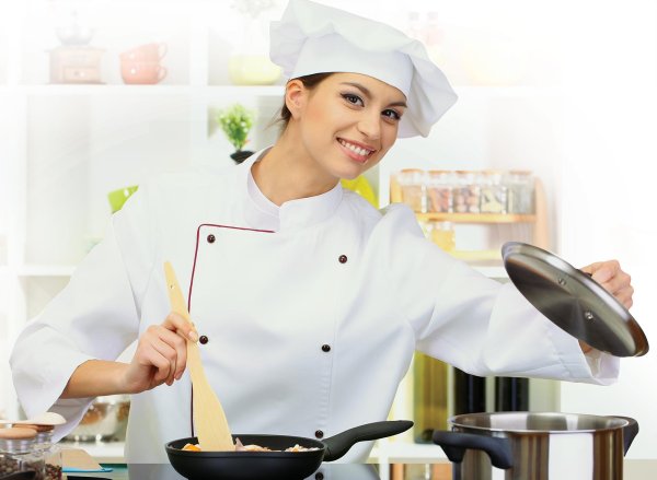 Шеф повар женщина