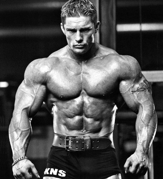 Сергей Лендер культурист