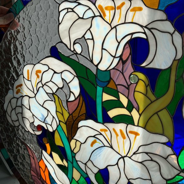 Василиса Постникова витражи