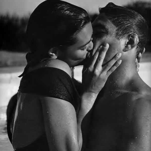 Объятия картинки черно белые