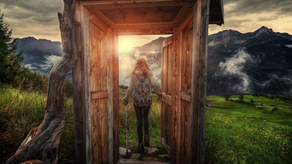 Открытая дверь в природу