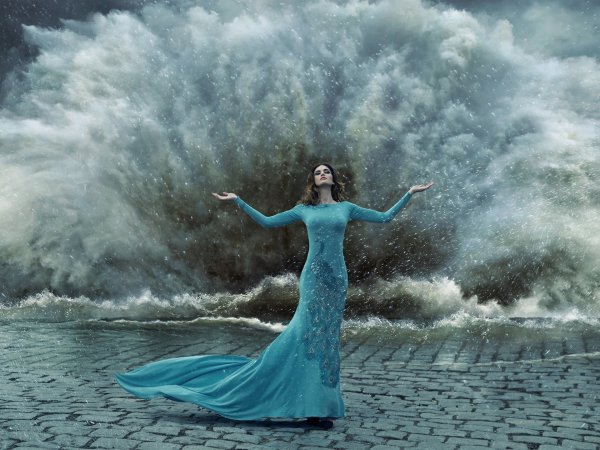 Платье из воды