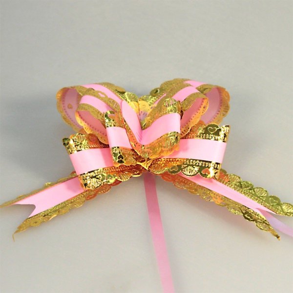 Бант для украшения подарка