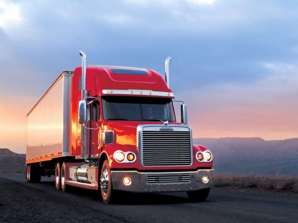 Американский грузовик freightliner