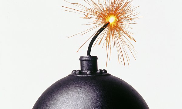 Красивая бомба