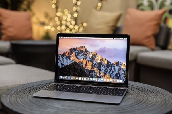 MACBOOK 12 2017