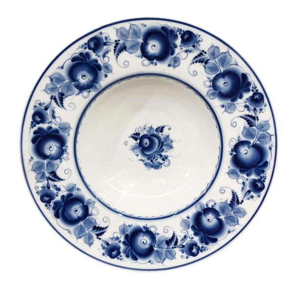 Фарфоровые тарелки