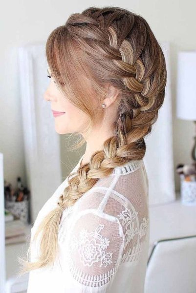 Прически с косичками