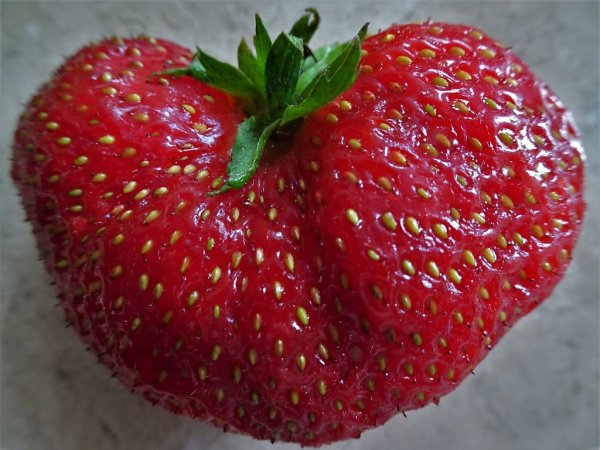 Клубника сердечко