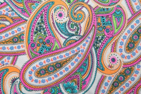 Фотодизайн "роспись пейсли"