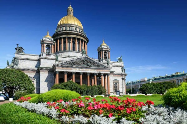 Исаакиевский собор Питер летом